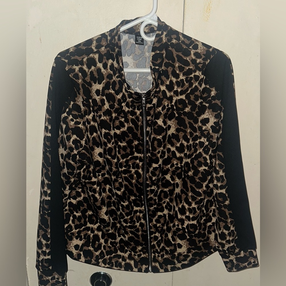 Womens Size 1X SHEIN Jacket.